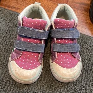 listing-status-banner